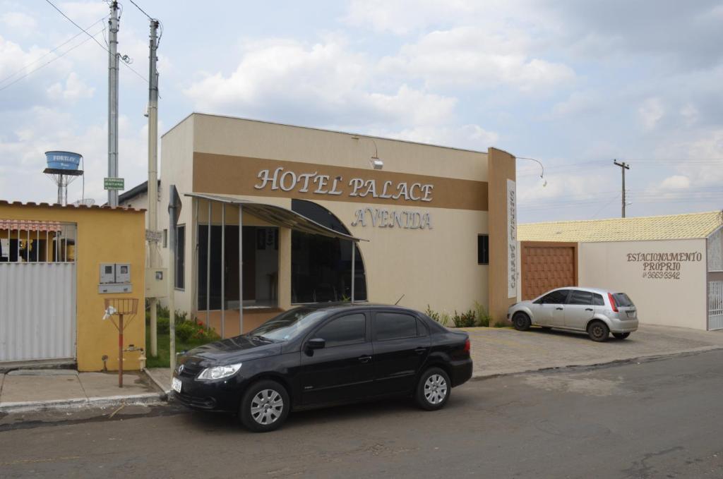Hotel Palace Avenida Caiaponia Bilik gambar